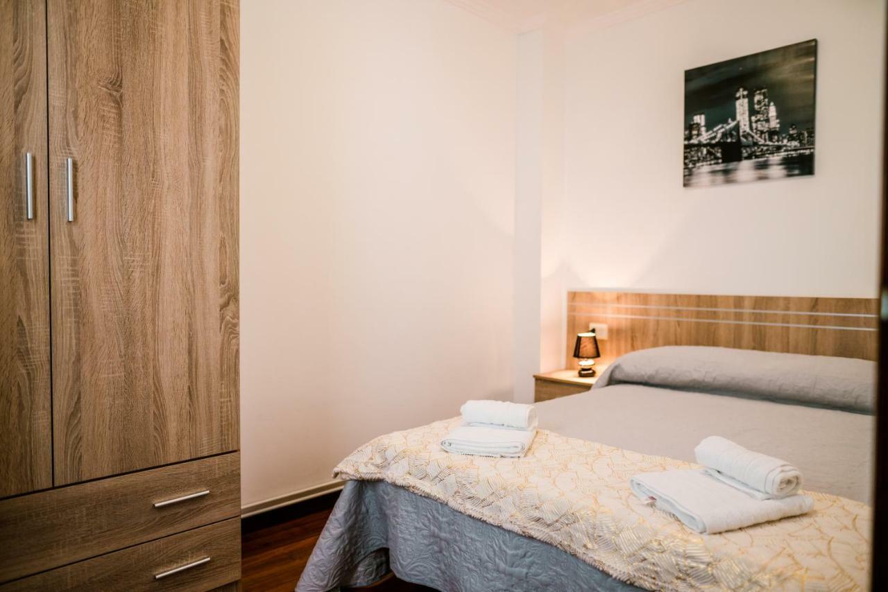 Apartamentos Enteros O Lagar เมลิเด ภายนอก รูปภาพ
